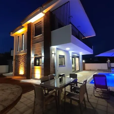 L'amore Villa Duaci